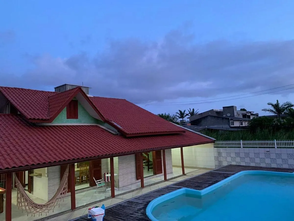 Holiday home Casa Na Praia Piscina Palhoca